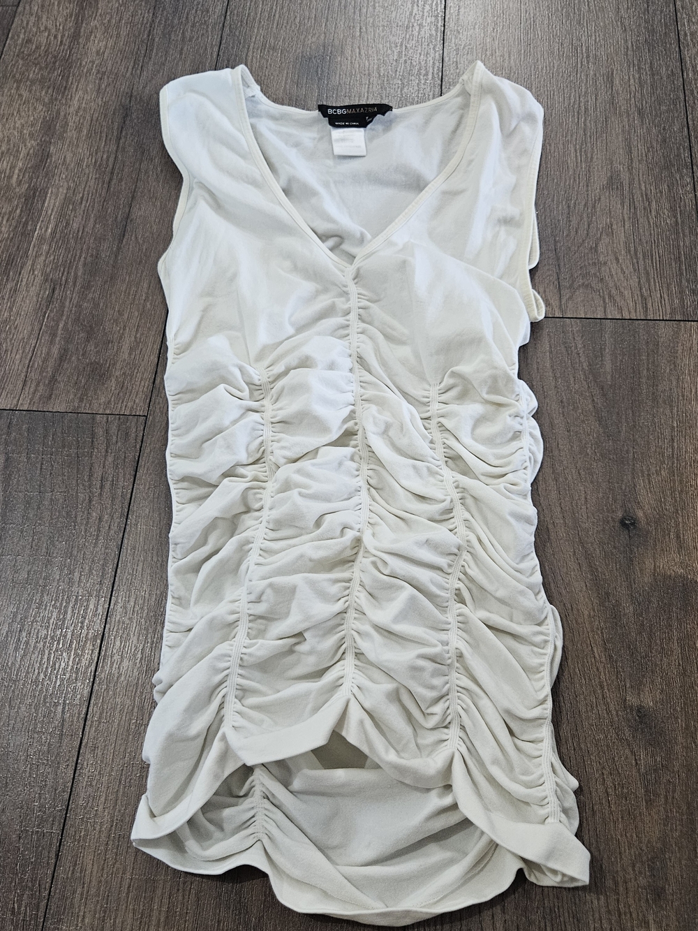 BCBGMAXAZRIA White Ruched V-Neck Women's Top